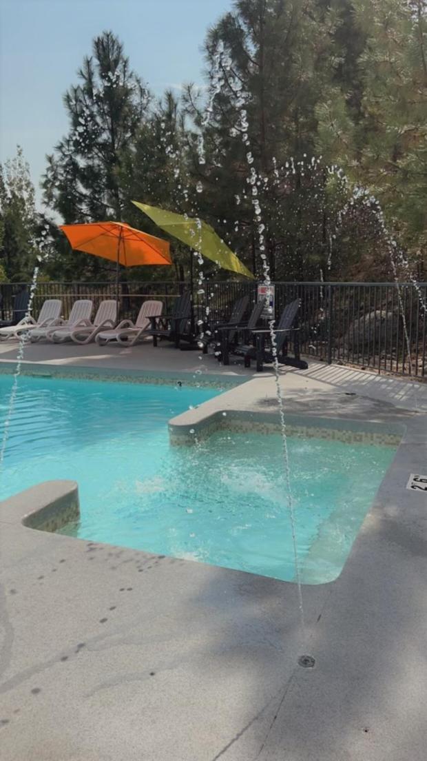 Jasmine Cottage Kelowna Bagian luar foto